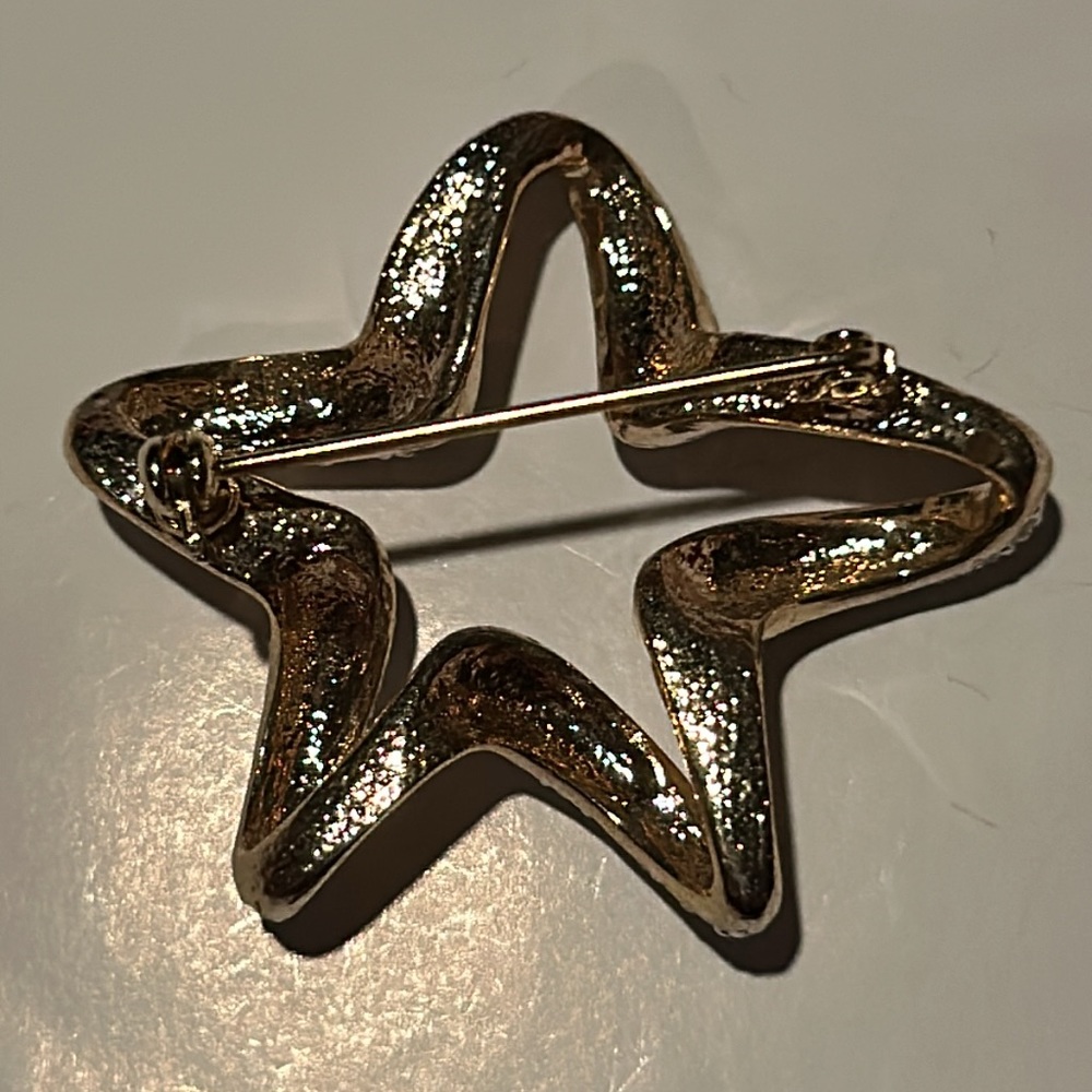 Gold-Tone & Rhinestone Star Brooch Pin - Picture 2 of 3